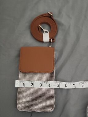 Women's Crossbody Phone Pouch - Tan and Gray